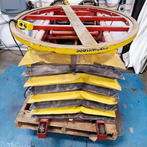 SOUTHWORTH Portable Electric Hydraulic Turntable Lift