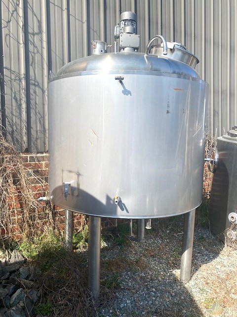 600 GALLON STAINLESS FOOD GRADE MIX TANK – Cooper Industries LLC