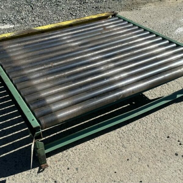 ITEM 2622-1: 50” x 50” GRAVITY ROLLER CONVEYOR