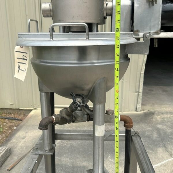 ITEM 1912:   0.25 HP JACKETED MIXING STAINLESS TANK,  17” DIAMETER x 10” HIGH