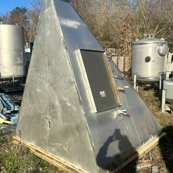 ITEM 2881: 170 CUBIC FT STAINLESS OFFSET DISCHARGE HOPPER, USED