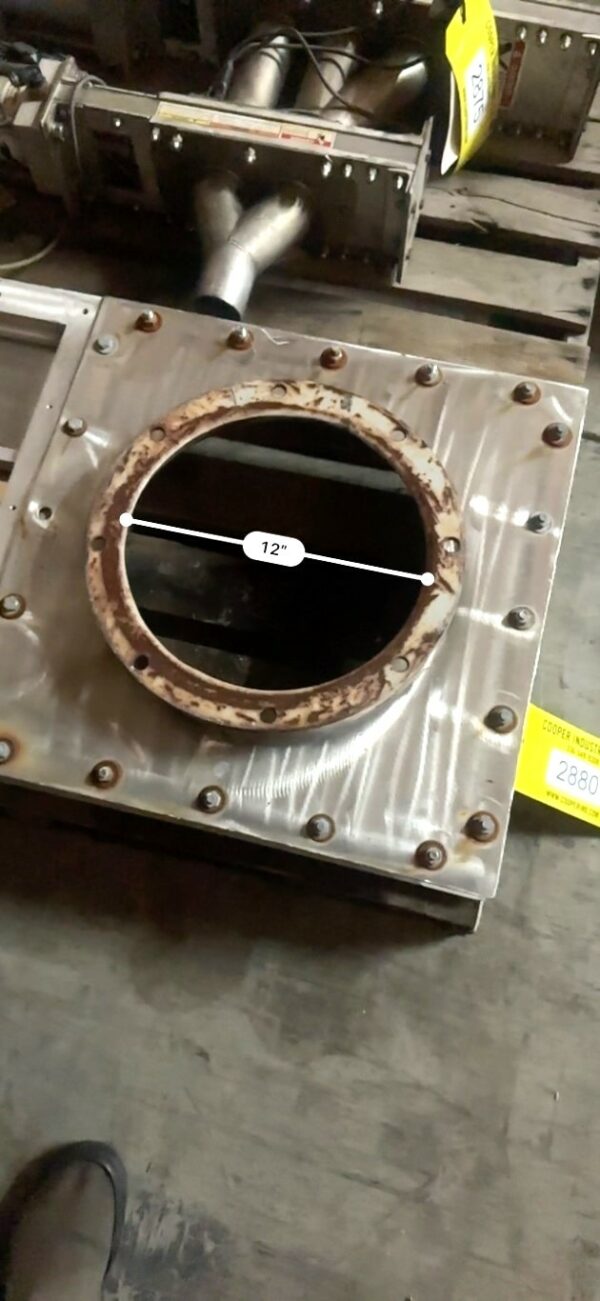 ITEM 2880: 18” SALINA VORTEX KNIFE GATE NO CYLINDER STAINLESS - Image 4