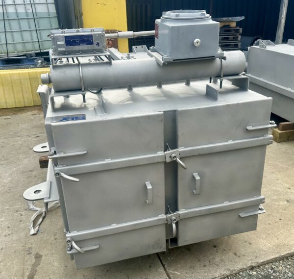 ITEM 2924-1:   217 SQ. FT. UNUSED STAINLESS SLY DUST COLLECTOR MODEL STJ-64-6 - Image 3