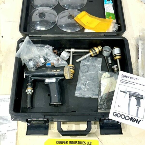 ITEM 2935:    (2) GOODWAY Quick Shot Shot Surface Condenser Tube Cleaning Guns Model Q300 with Cases  and Accessories