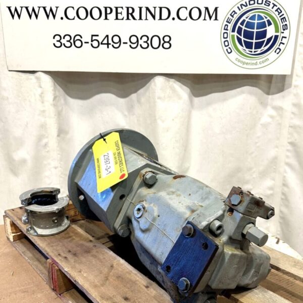 ITEM 2397-3-1: REXROTH CORP BRUENINGHAUS HYDROMATIK HYDRAULIC PUMP TYPE AA10VS0140DFR / 31R-PKD62N00 USED