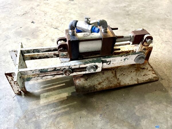 ITEM 2860-1: BLACK DIAMOND PRESSUREFLOW AIR PACKER USED MODEL LPW-10 - Image 13