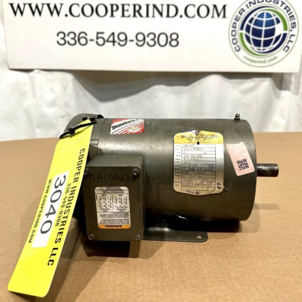 ITEM 3040:  2 HP BALDOR ELECTRIC MOTOR FRAME 145TC TEFC UNUSED