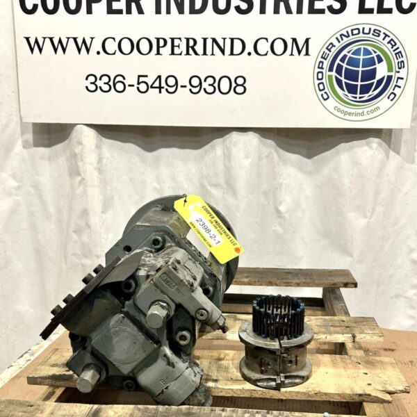 ITEM 2398-2-1: REXROTH CORP BRUENINGHAUS HYDROMATIK HYDRAULIC PUMP TYPE AA10VS0140DR / 31R-VKD62N00 USED