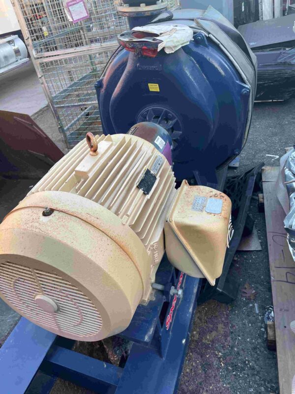 ITEM 3067:  60 HP SPENCER POWERMIZER VACUUM UNIT.  COMPLETE WITH  60 HP 230-460 VOLT MOTOR, FILTER HOLUSINGT, AND DISCHARGE HOPPER - Image 3