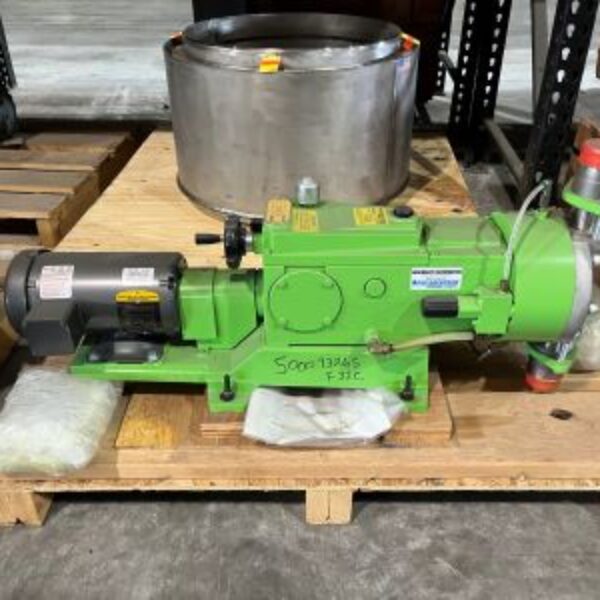 ITEM 3070:  PULSAFEEDER PUMP MODEL 7440-S-E PULSAPRO METERING PUMP.  UNUSED