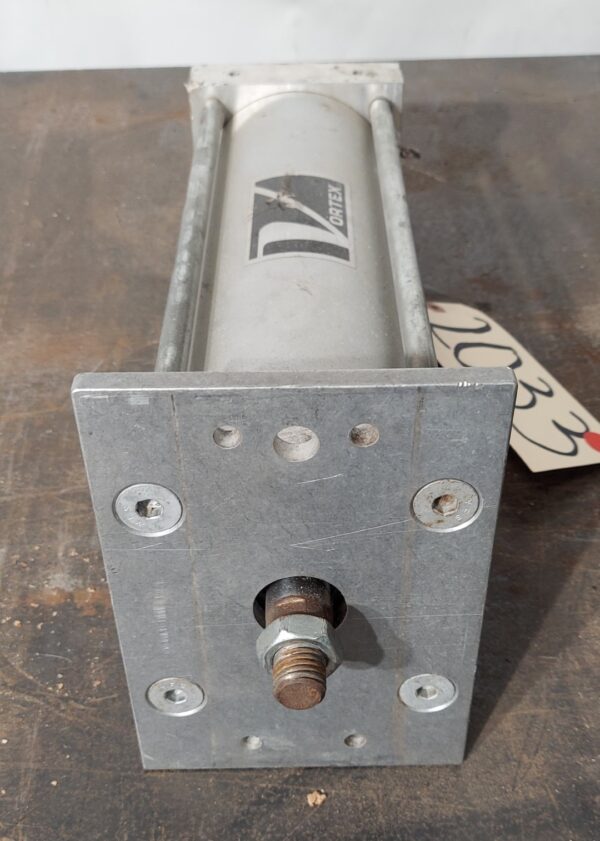 ITEM 2033: 4.5" BORE x 11.5" STROKE UNUSED SALINA VORTEX KNIFE GATE CYLINDER, UNUSED - Image 2