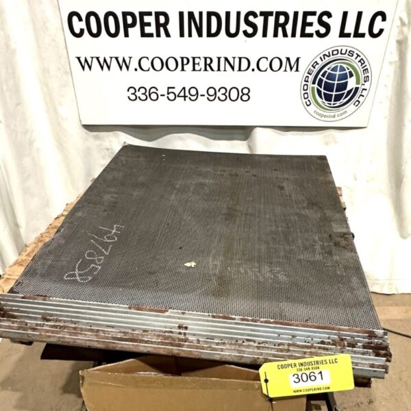 ITEM 3061: LOT OF BM&M SCREENS