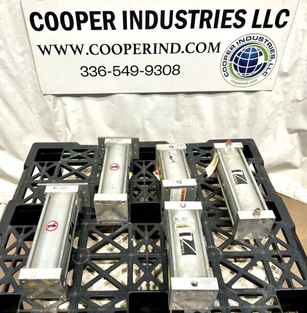 ITEM 3068:  LOT OF 5 SALINA VORTEX KNIFE GATE CYLINDERS ALL UNUSED - Image 2