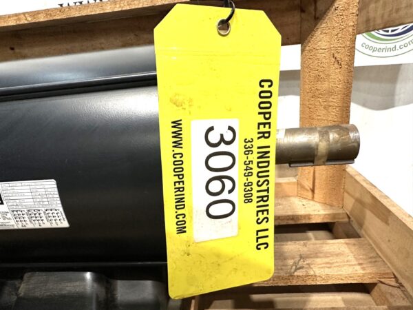 ITEM 3060: 15 HP WEG MOTOR MODEL 01518ET3RS254T FRAME 254/6T - Image 4