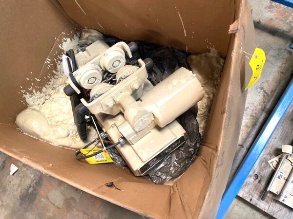 ITEM 2953: FLEXICON BULK BAG UNLOADER W/ 2 TON COFFING HOIST - Image 7