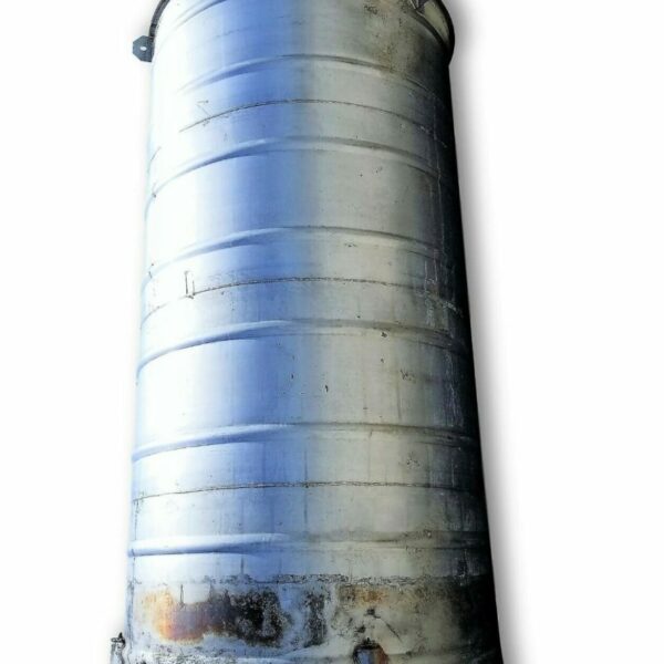 Used 6000 Gallons 8' Diameter Stainless Steel Vertical Tank